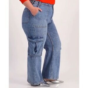ON‎ 34TH Cargo Jeans Women Size 16 33 Light Wash Wide Leg Denim Pants